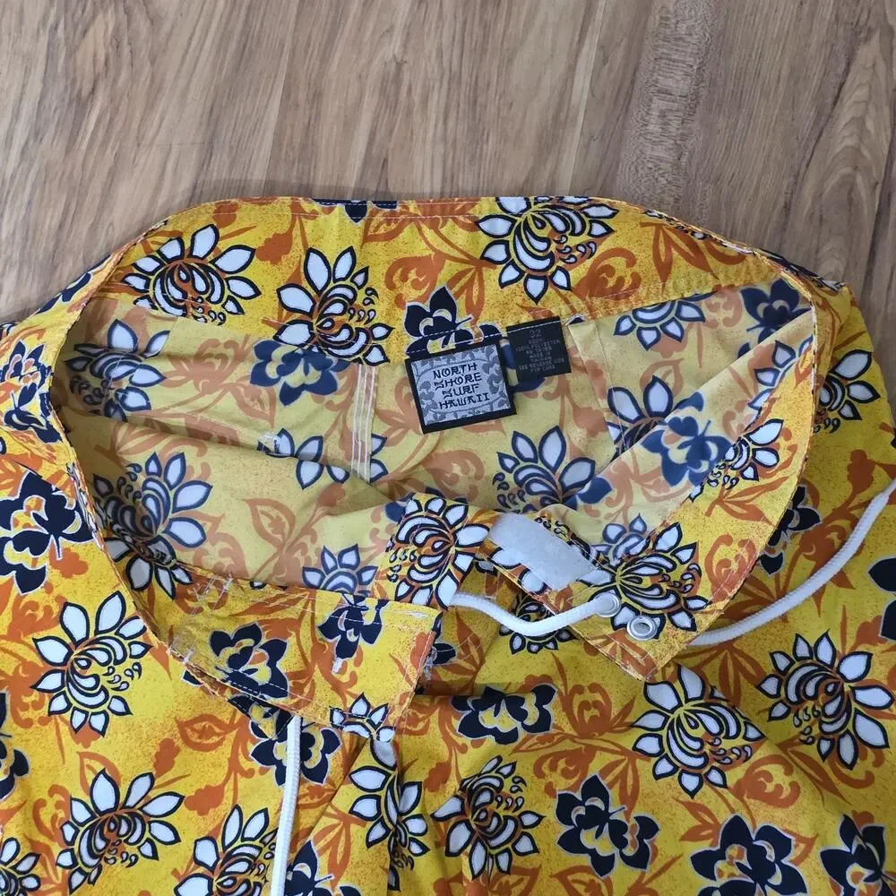 North Shore Surf Hawaii Men’s Board Shorts Size 32 Yellow Floral Hawaiian Swim T